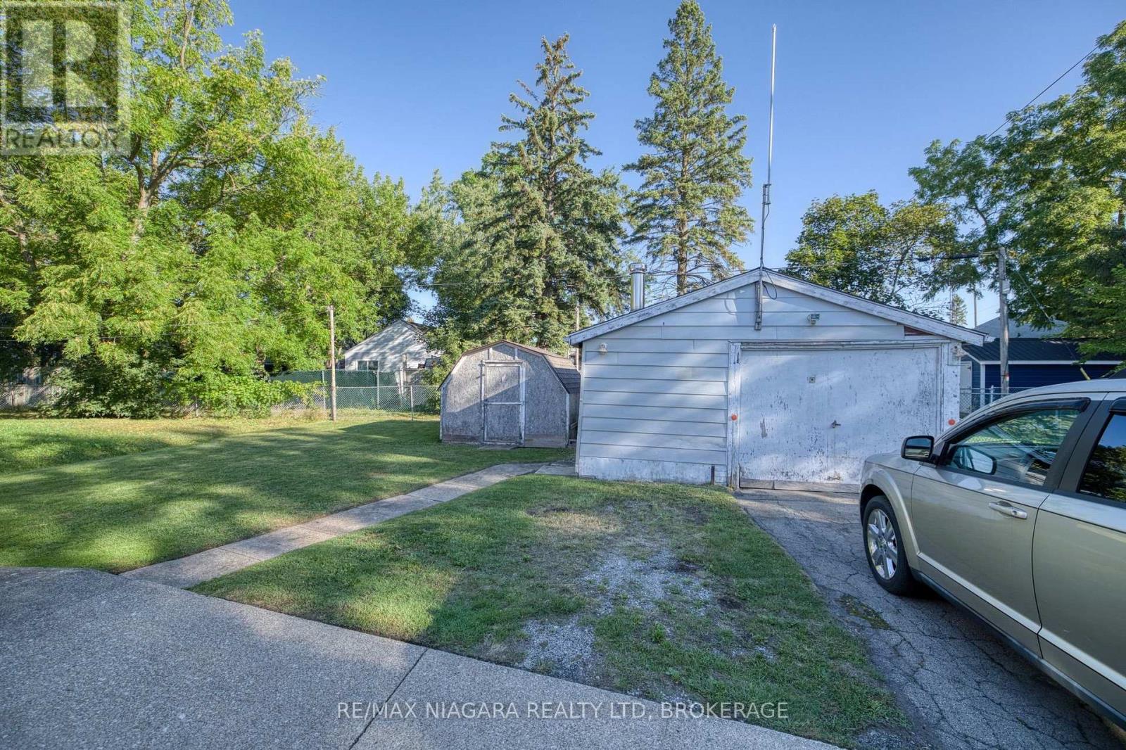 304 JARVIS STREET - Image 22