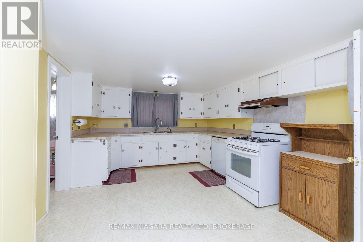 304 JARVIS STREET, Fort Erie (Central) — photo 6