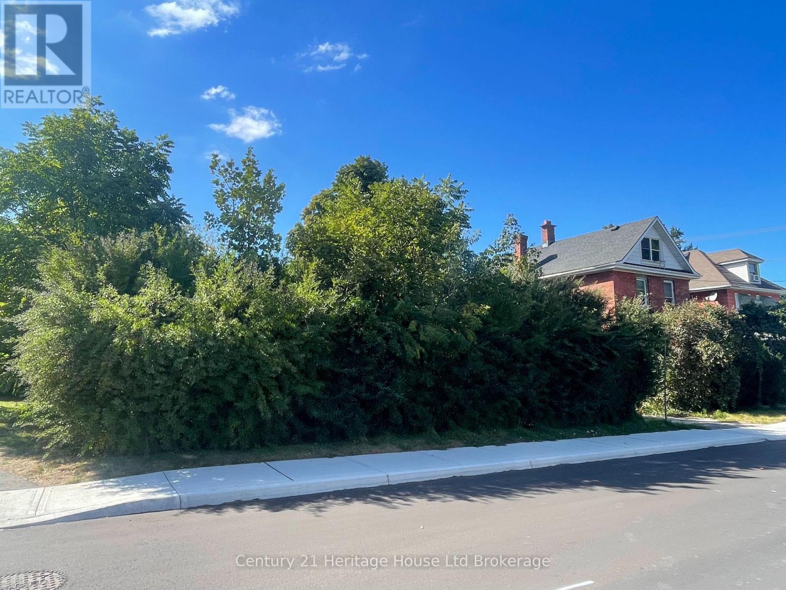 199 WELLINGTON STREET N, Woodstock (Woodstock - North) — photo 5