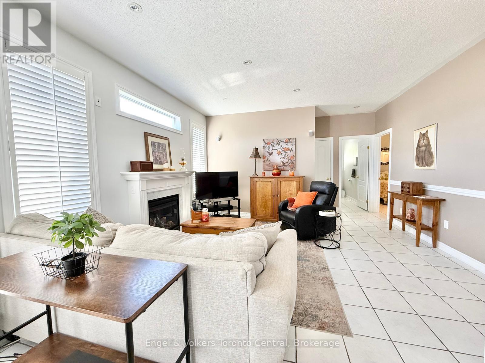 55 CLUBHOUSE Drive, Collingwood photo 11