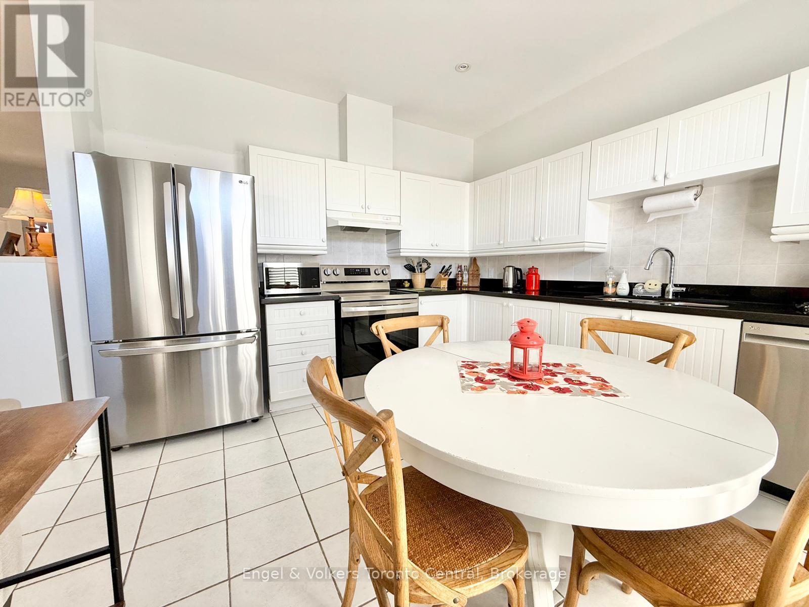 55 CLUBHOUSE Drive, Collingwood photo 14
