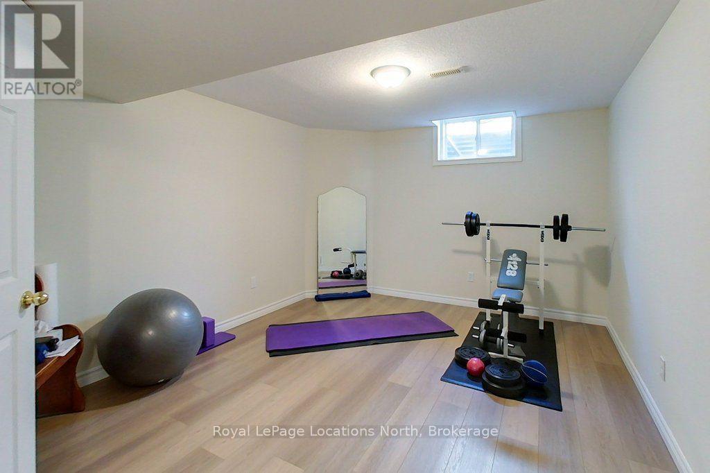 61 MARINA CRESCENT - Image 26