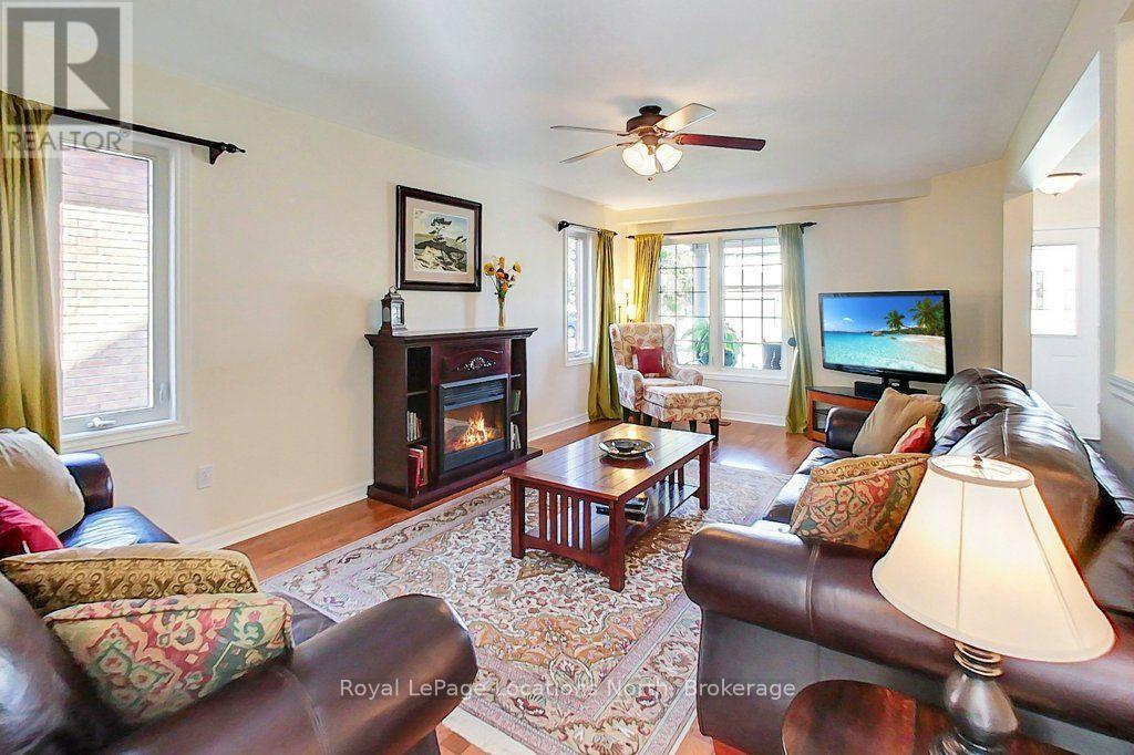 61 MARINA CRESCENT - Image 6
