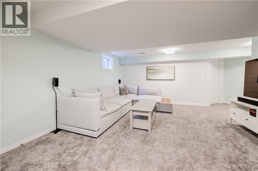 464 NORTHLAKE Drive - Image 33