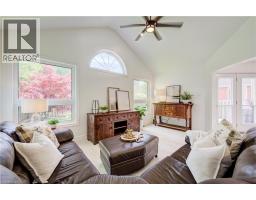 464 Northlake Drive, Waterloo, ON N2V2A4 Photo 18