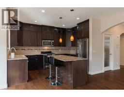 4pc Bathroom - 97 Aspenshire Drive Sw, Calgary, AB T3H0P6 Photo 13