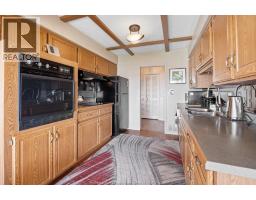 13122 Riverside Drive East, Tecumseh, ON N8N2M7 Photo 13