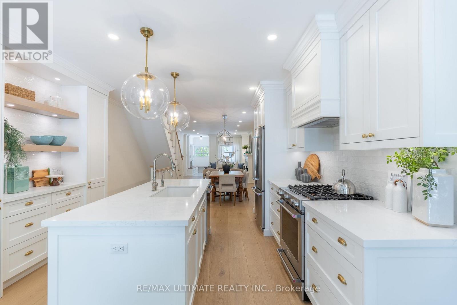 568 BALLIOL STREET - 21