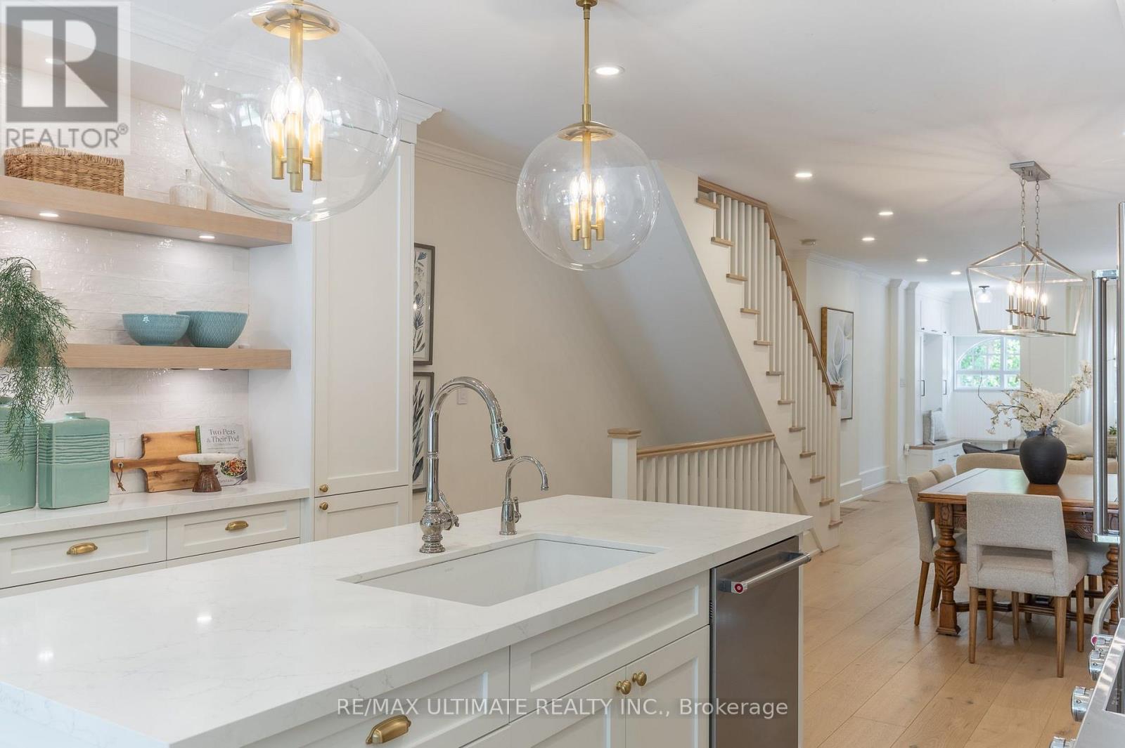 568 BALLIOL STREET - 24