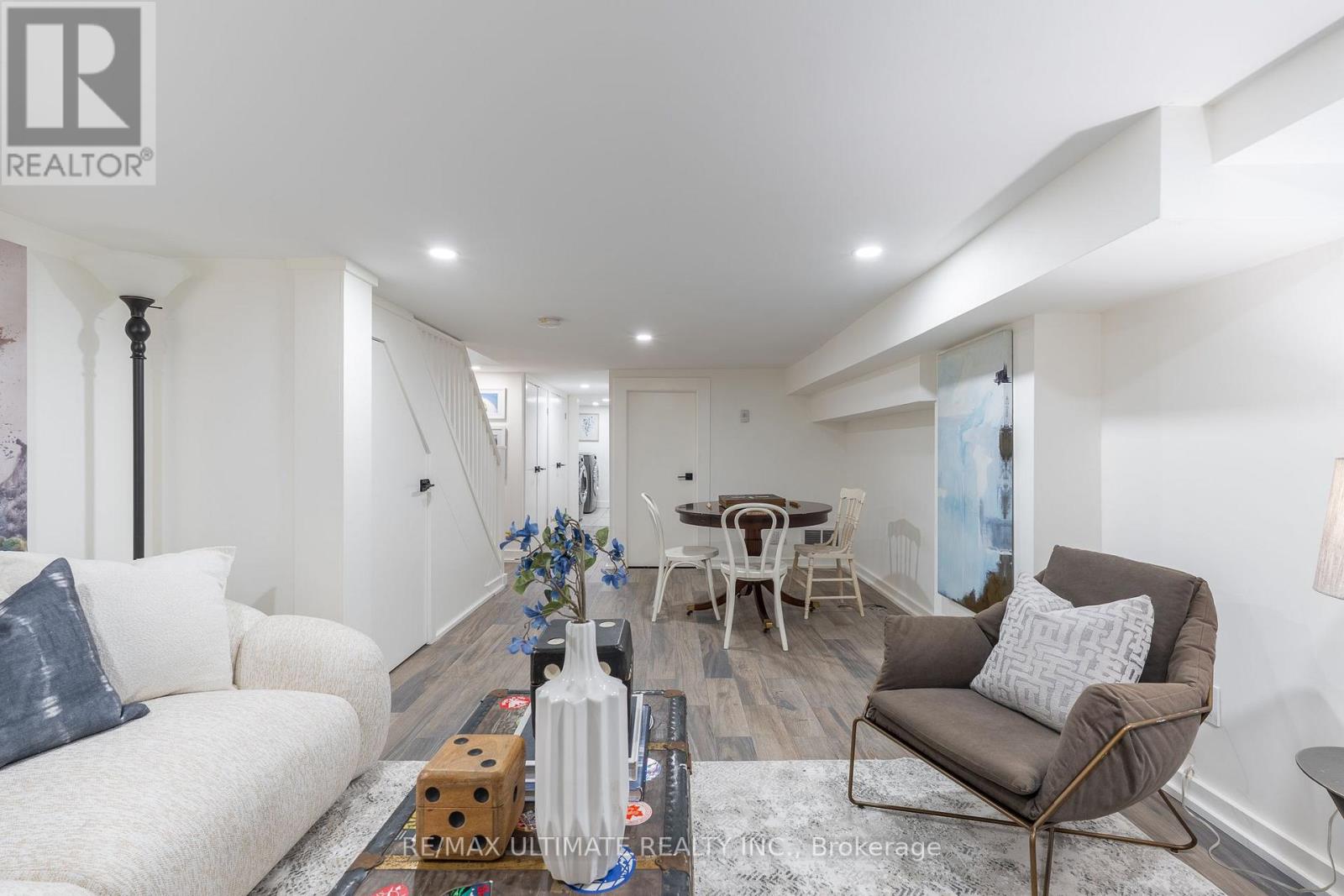 568 BALLIOL STREET - 42
