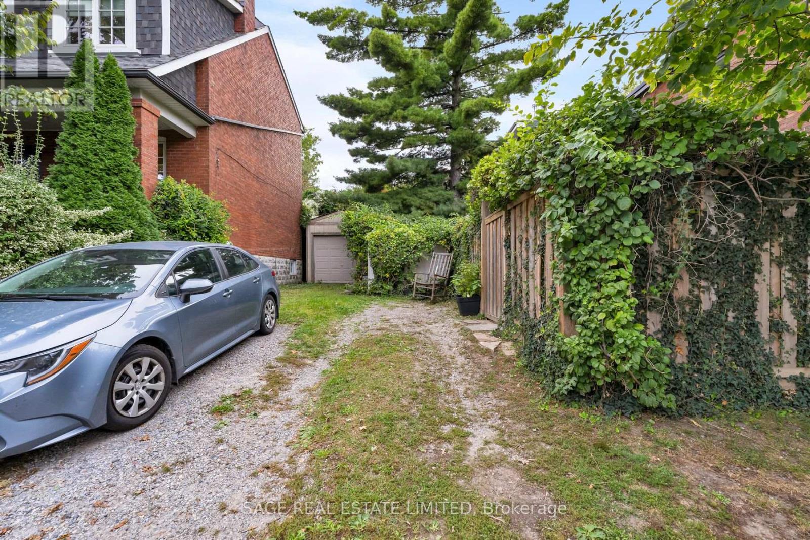 91 MAPLEWOOD AVENUE - Image 32