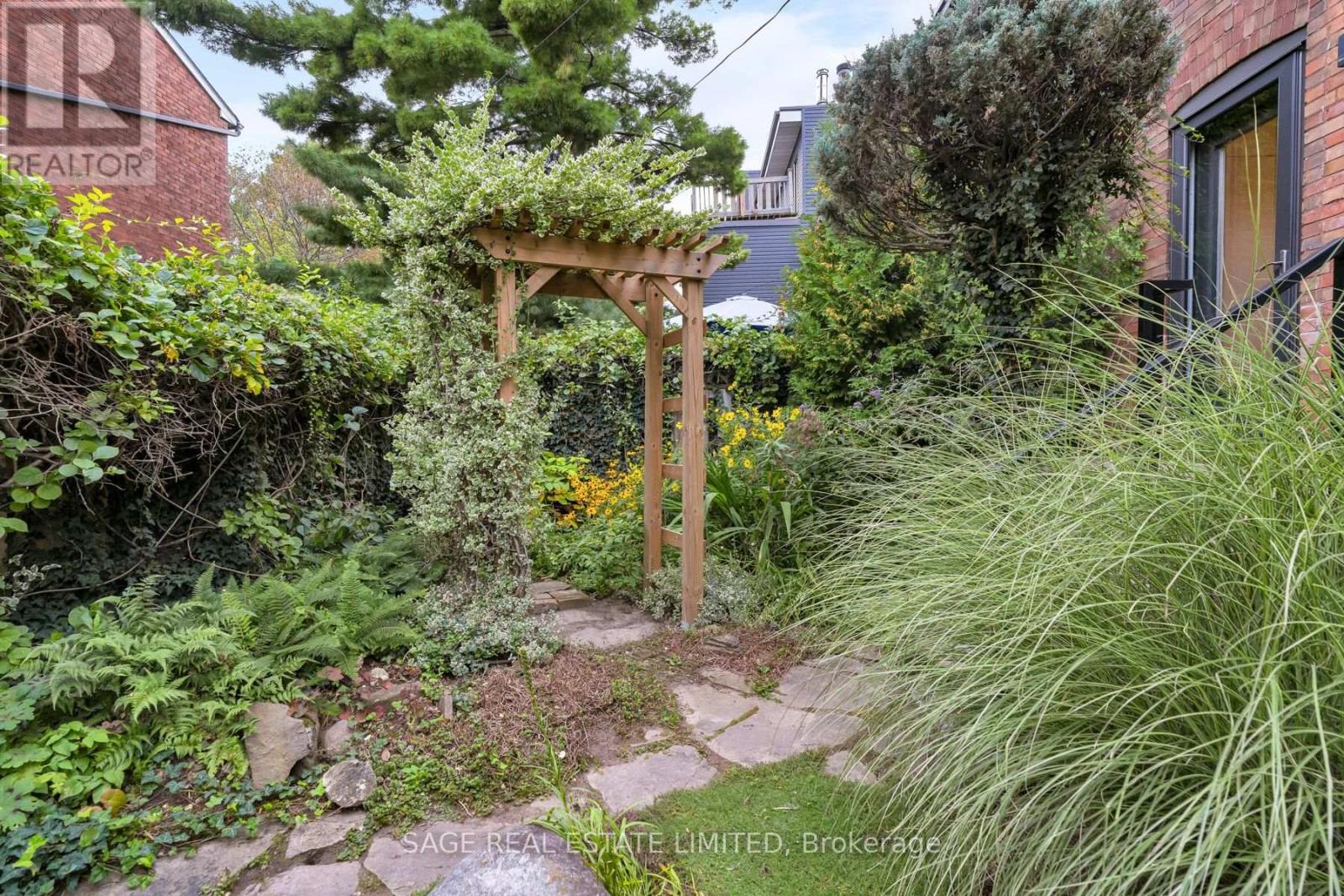 91 MAPLEWOOD AVENUE - Image 38
