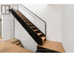 91 Maplewood Avenue, Toronto, ON M6C1J4 Photo 12