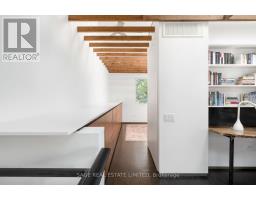 91 Maplewood Avenue, Toronto, ON M6C1J4 Photo 17