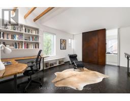 91 Maplewood Avenue, Toronto, ON M6C1J4 Photo 22
