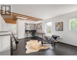 91 Maplewood Avenue, Toronto, ON M6C1J4 Photo 25