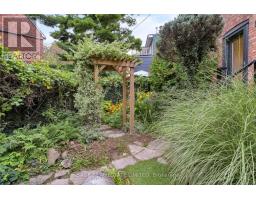 91 Maplewood Avenue, Toronto, ON M6C1J4 Photo 38