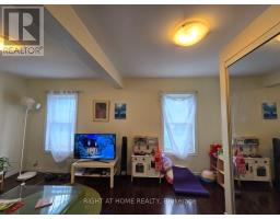 Mud room - 3rd Floor - 608 Bloor Street W, Toronto, ON M6G1K4 Photo 6