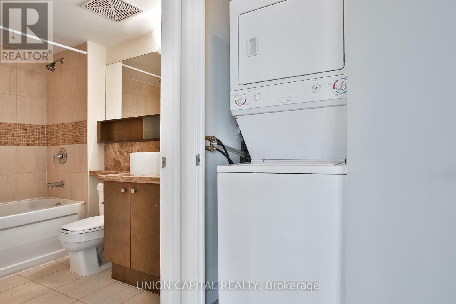 #2809 11 BRUNEL COURT - Image 17