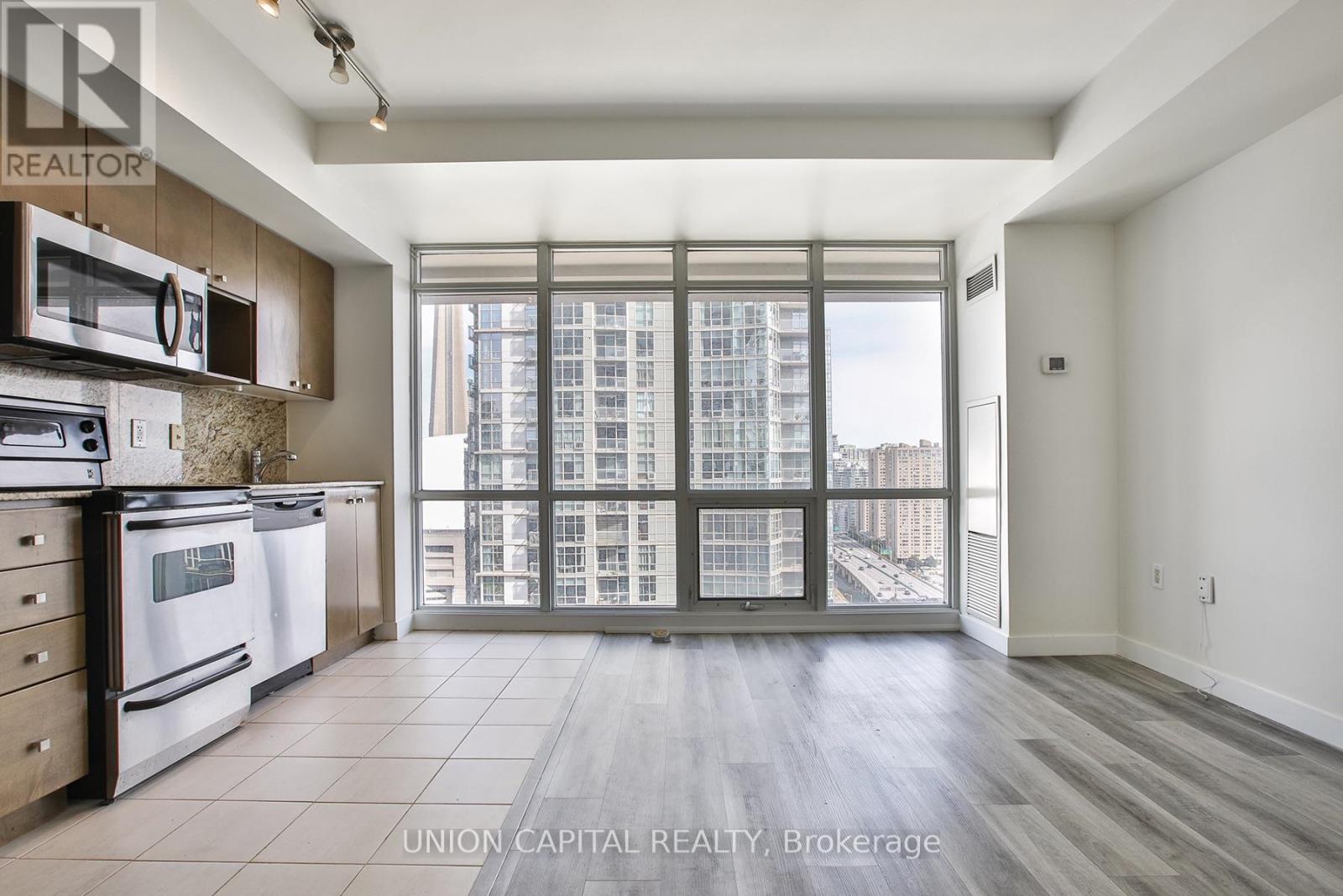 #2809 11 BRUNEL COURT - Image 18