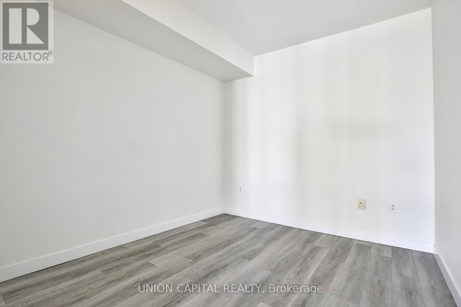 #2809 11 BRUNEL COURT - Image 23