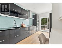 87 Olive Avenue, Toronto, ON M6G1V2 Photo 13