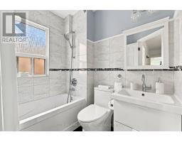 87 Olive Avenue, Toronto, ON M6G1V2 Photo 25