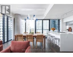 1702 - 185 Roehampton Avenue, Toronto, ON M4P0C6 Photo 10