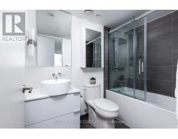1702 - 185 Roehampton Avenue, Toronto, ON M4P0C6 Photo 32