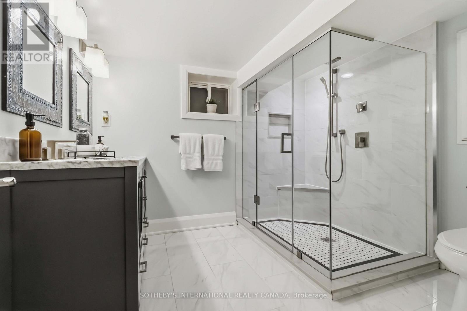 25 CORTLAND AVENUE - 25