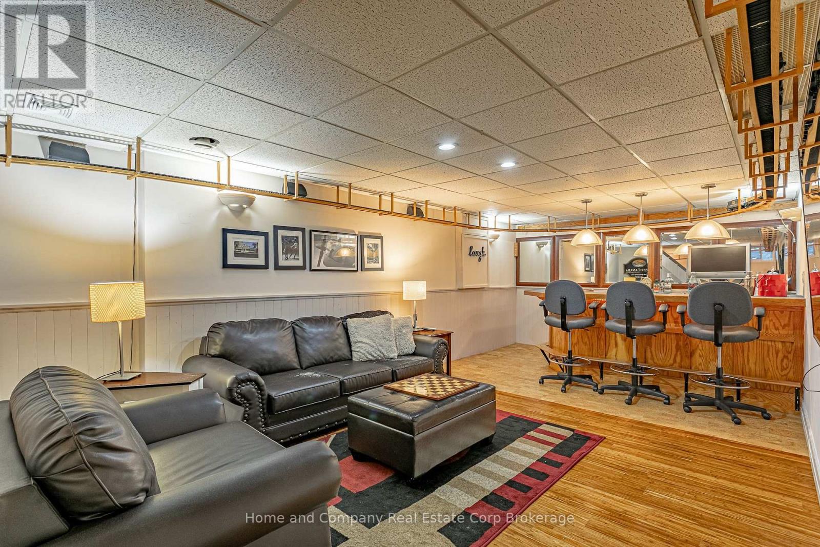 68 DEMILLE STREET - Image 24