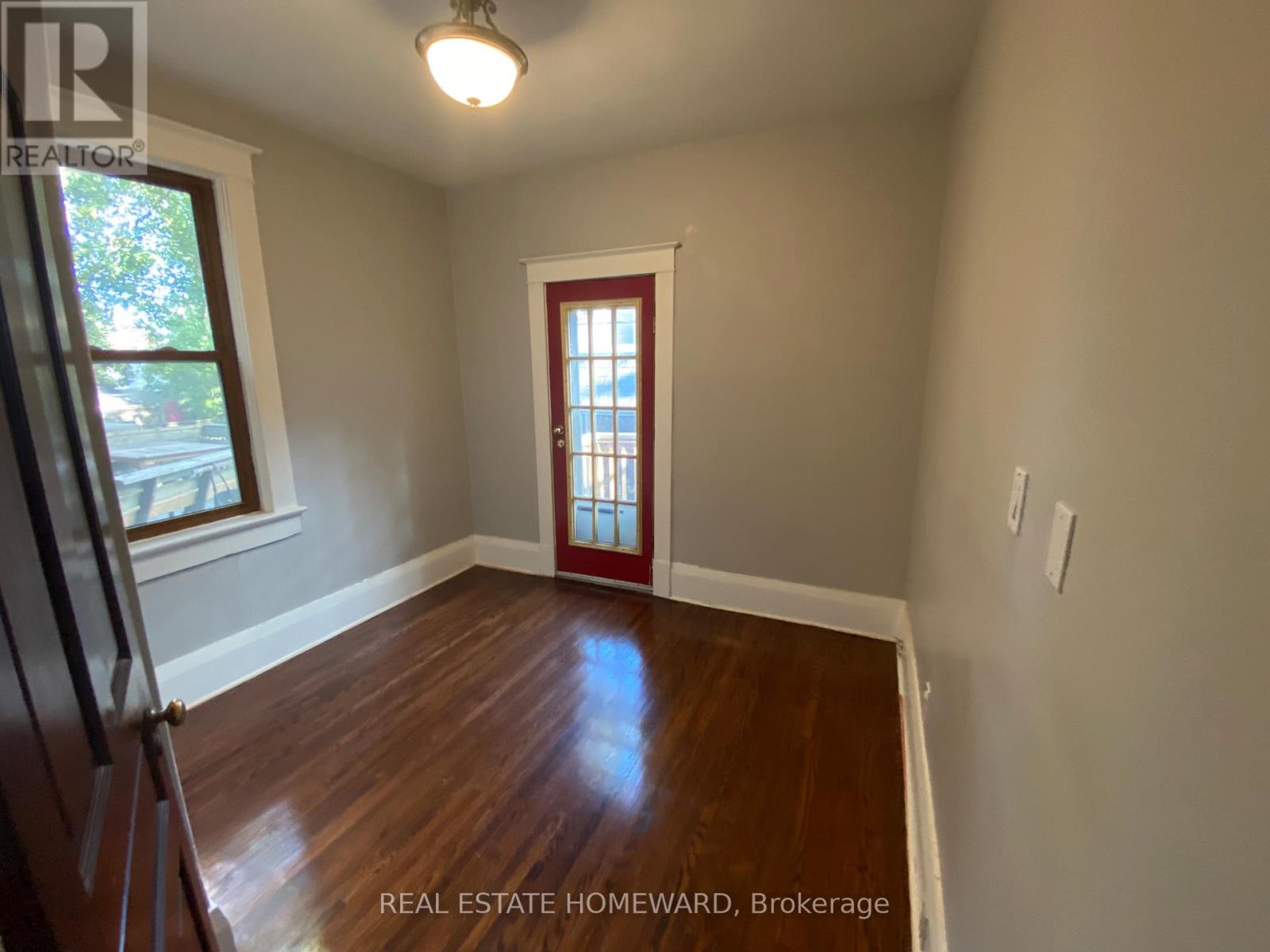 MAIN FLOOR - 15 SIMPSON AVENUE, Toronto (North Riverdale) — photo 10