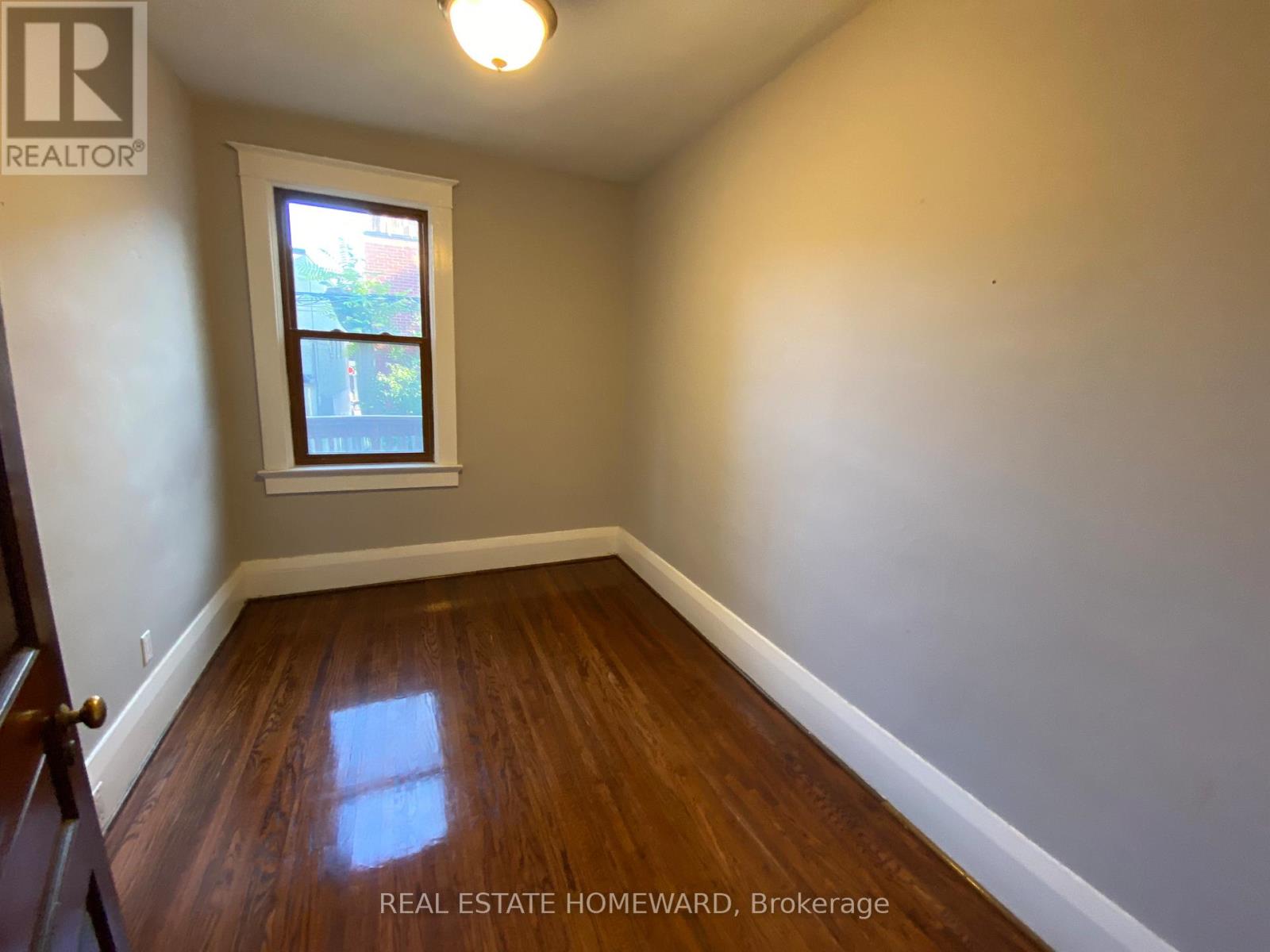 MAIN FLOOR - 15 SIMPSON AVENUE, Toronto (North Riverdale) — photo 12
