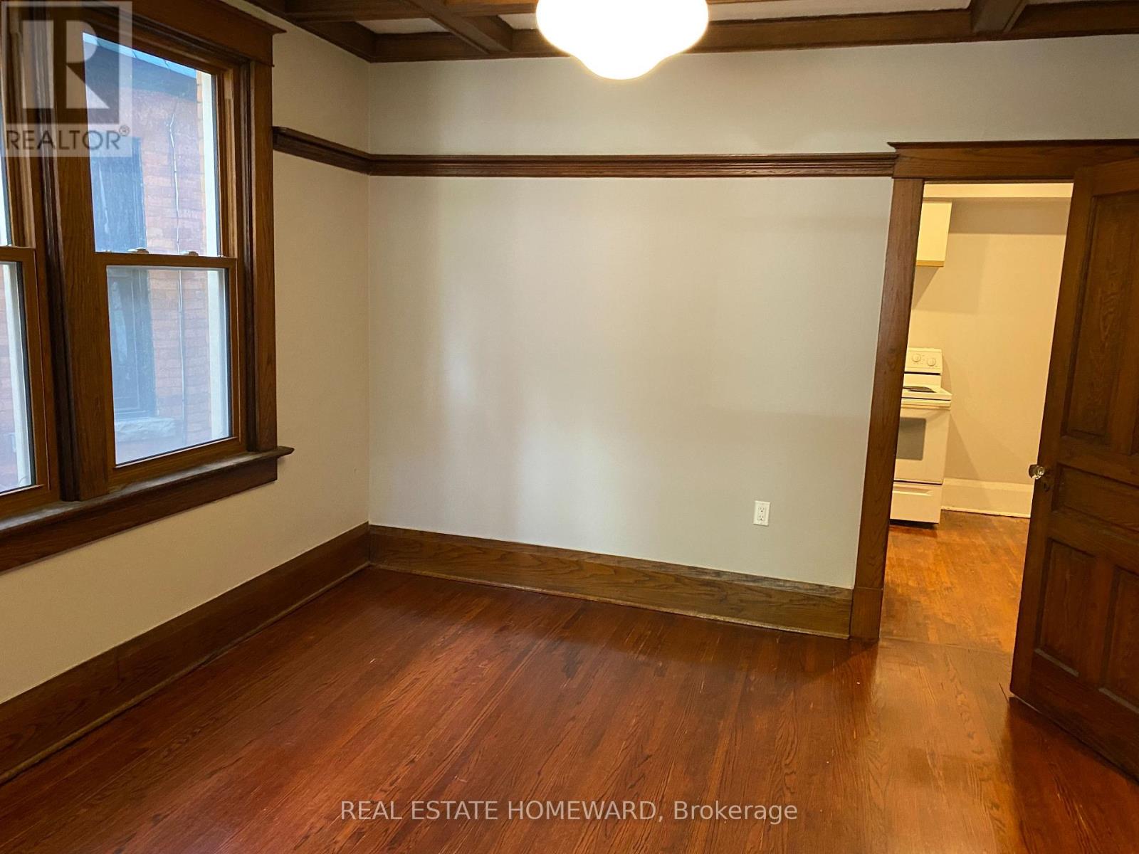 MAIN FLOOR - 15 SIMPSON AVENUE, Toronto (North Riverdale) — photo 6