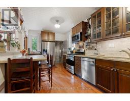Sunroom - 174 Heward Avenue, Toronto, ON M4M2T7 Photo 10