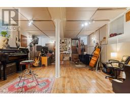 174 Heward Avenue, Toronto, ON M4M2T7 Photo 32