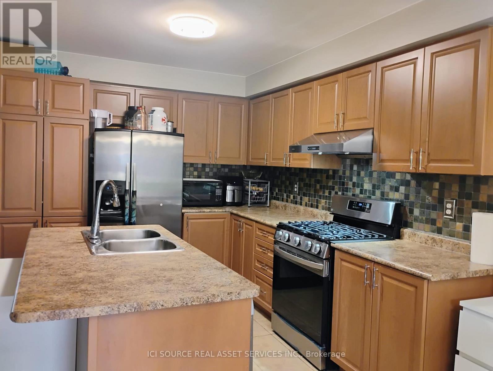 108 Aylesworth Avenue, Clarington, ON photo 5