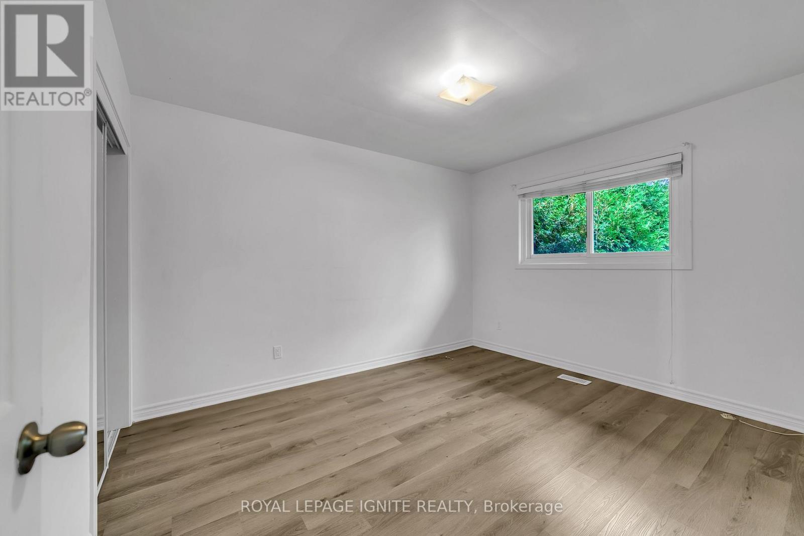 Main- 117 Cabot Street, Oshawa, ON photo 15