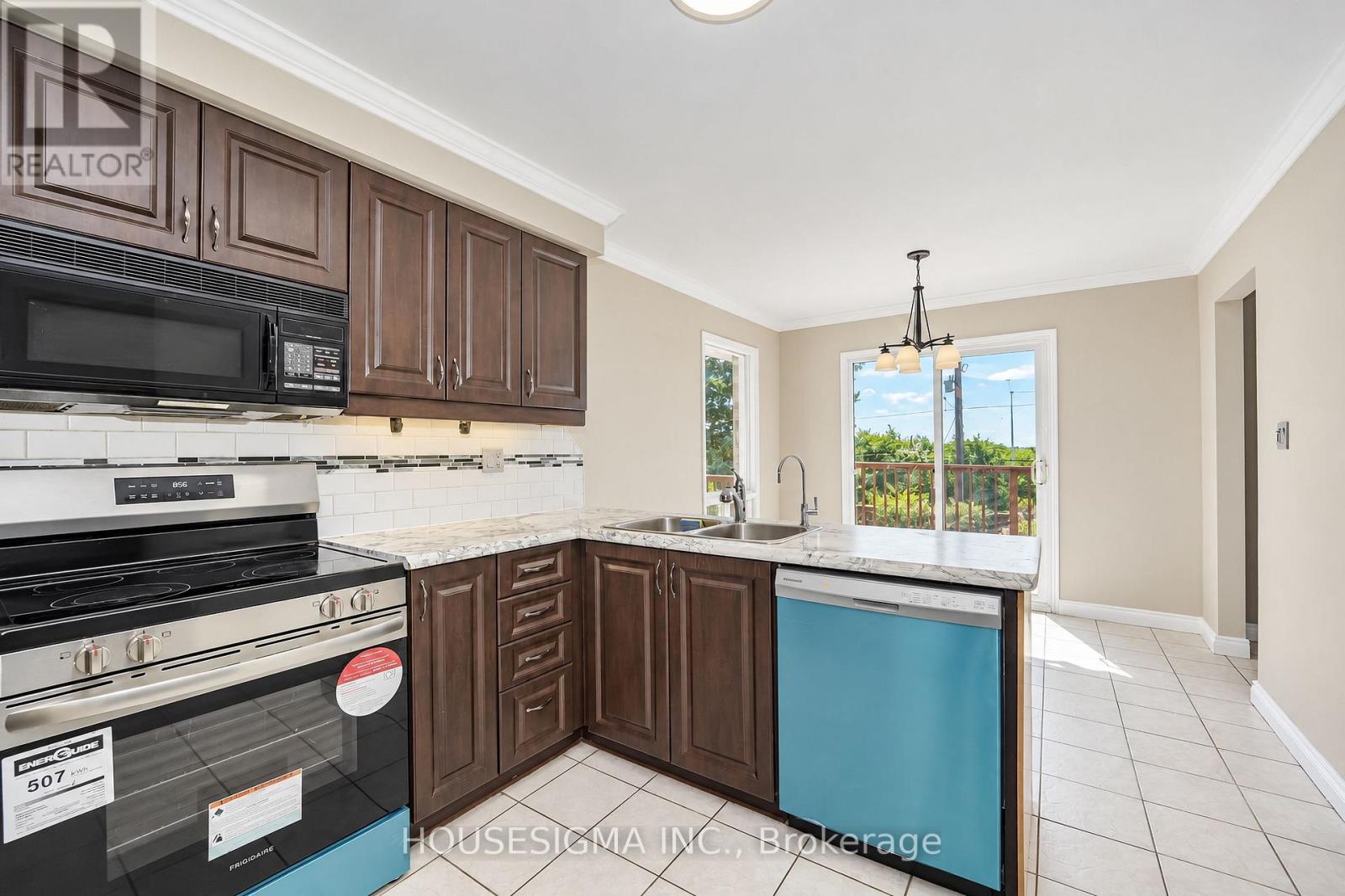 42 CHERRY BLOSSOM CRESCENT - Image 10