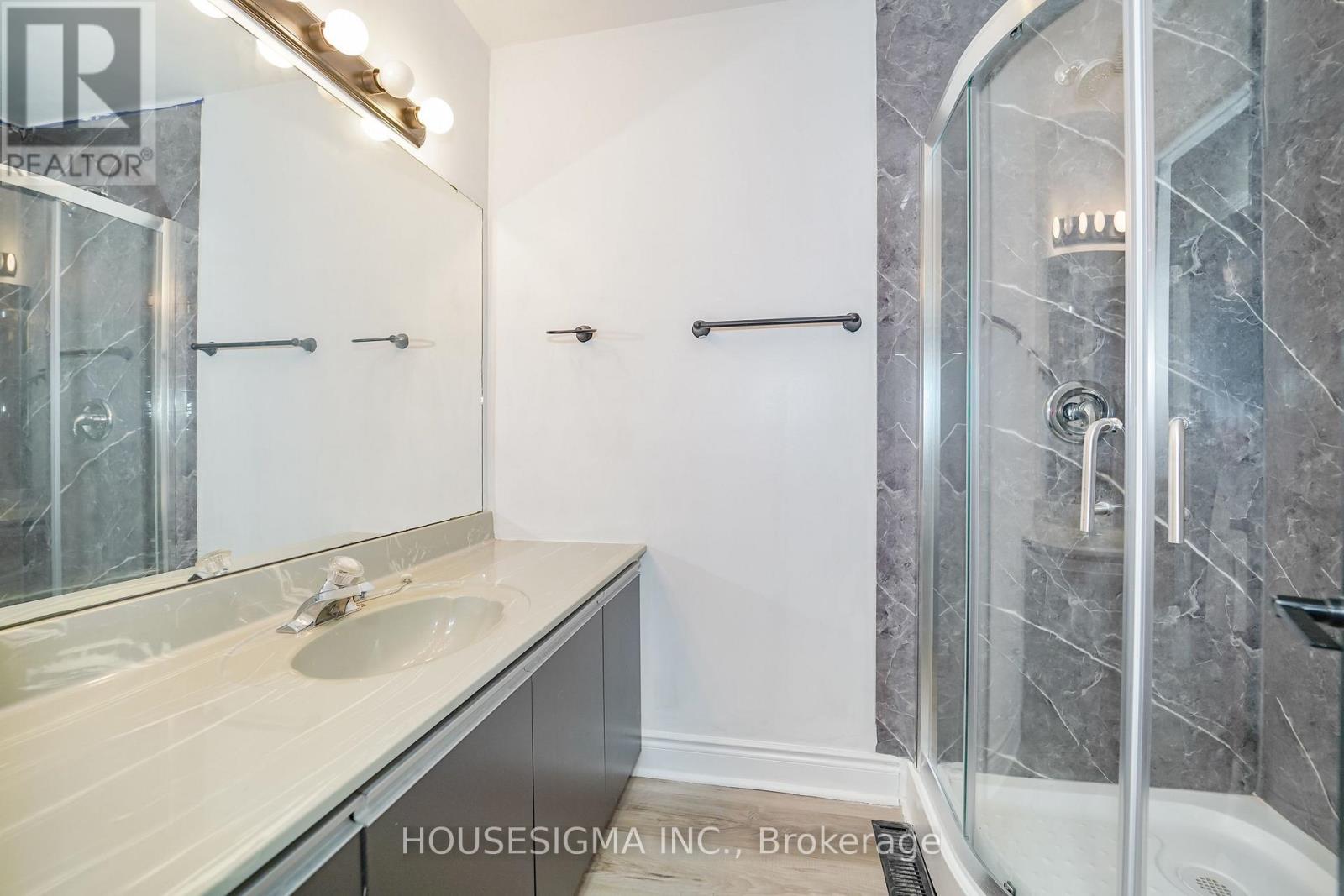 42 CHERRY BLOSSOM CRESCENT - Image 24