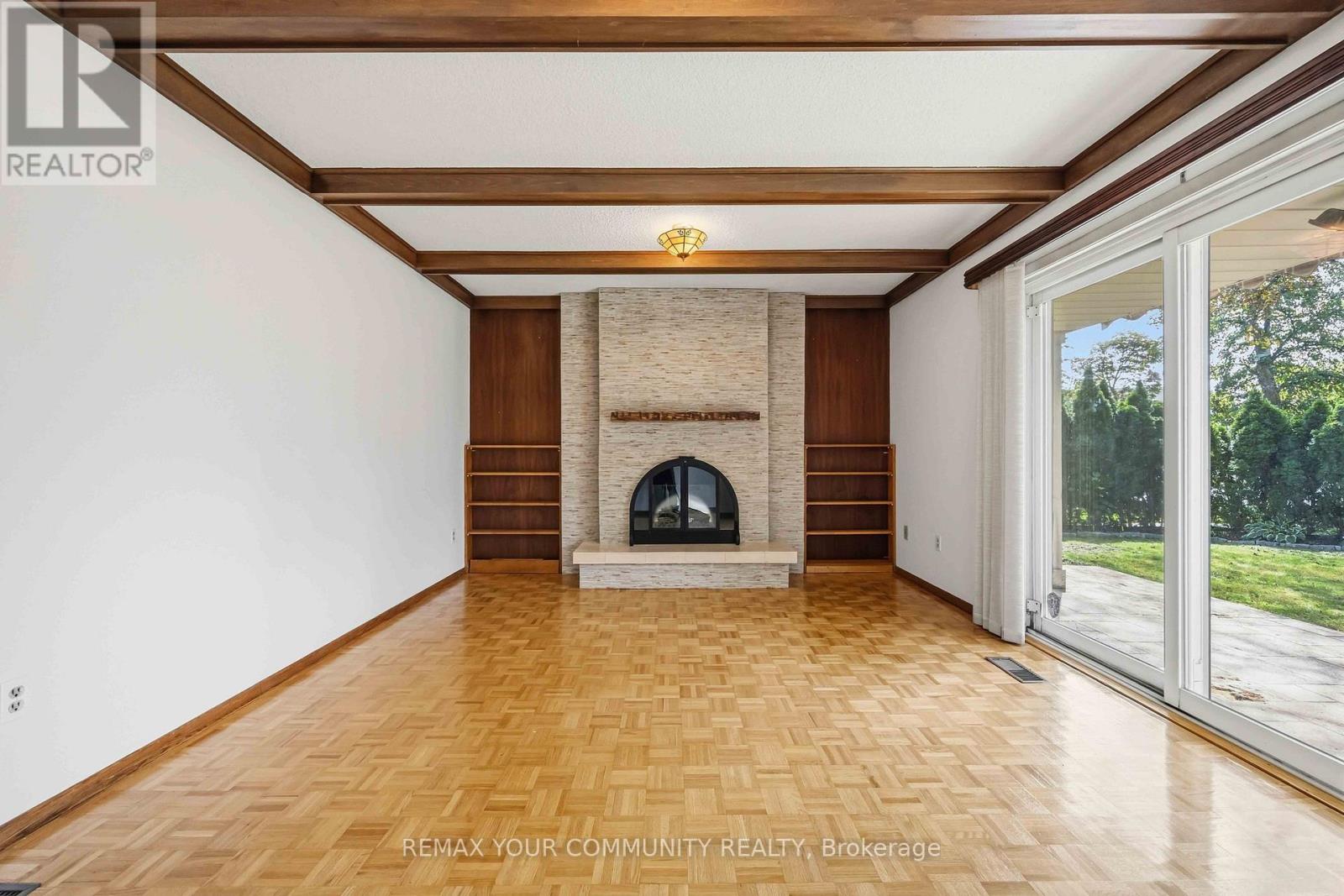 588 HUNTINGWOOD DRIVE - Image 25
