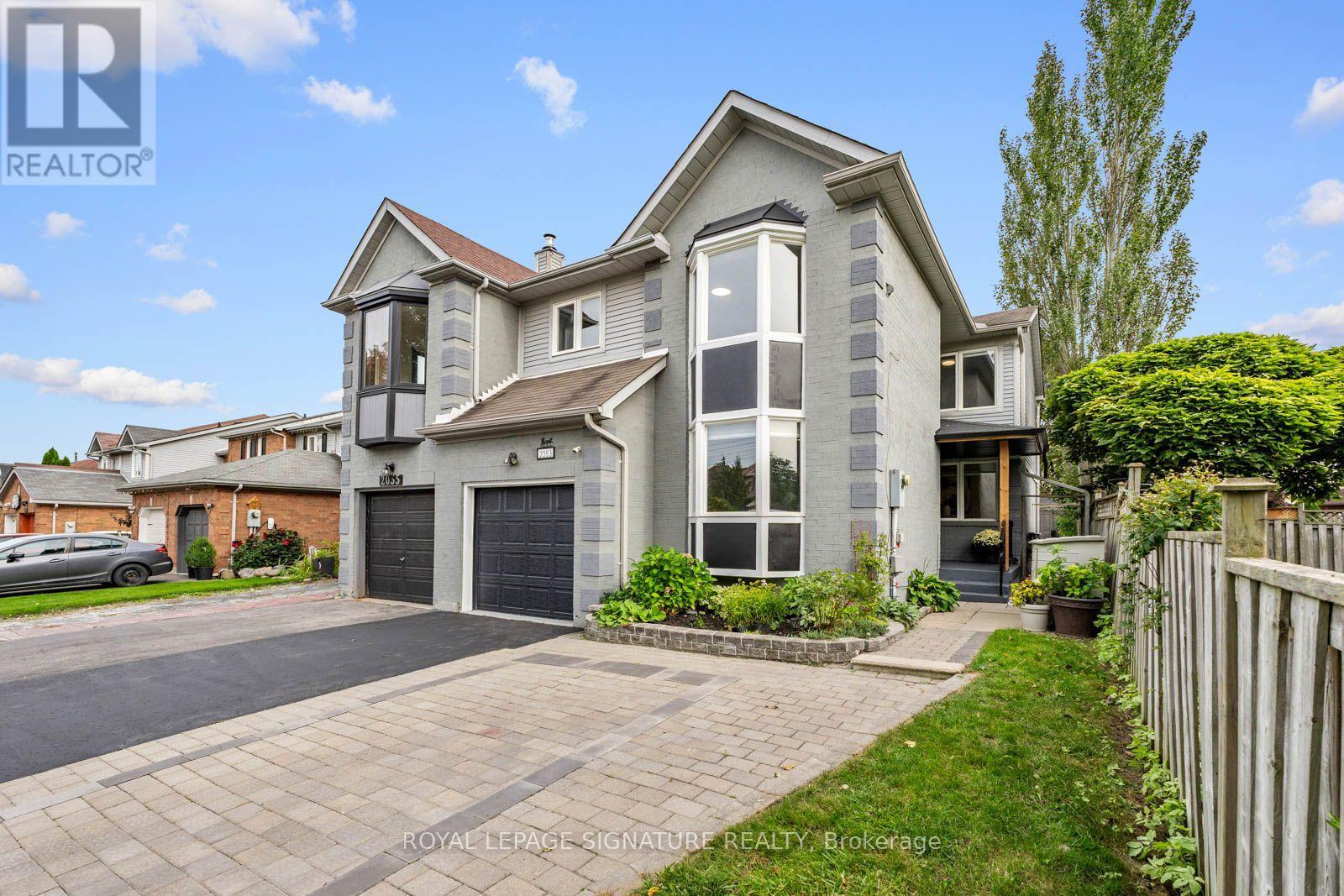 2053 BLUE RIDGE CRESCENT