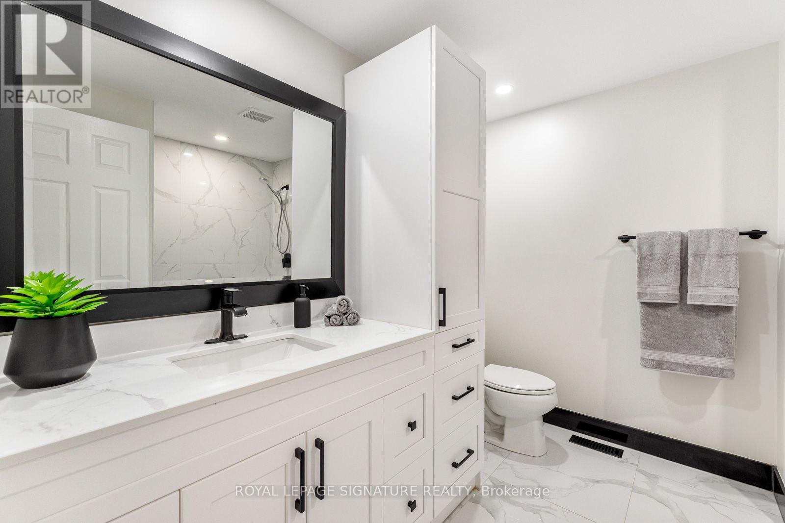 2053 BLUE RIDGE CRESCENT - Image 38