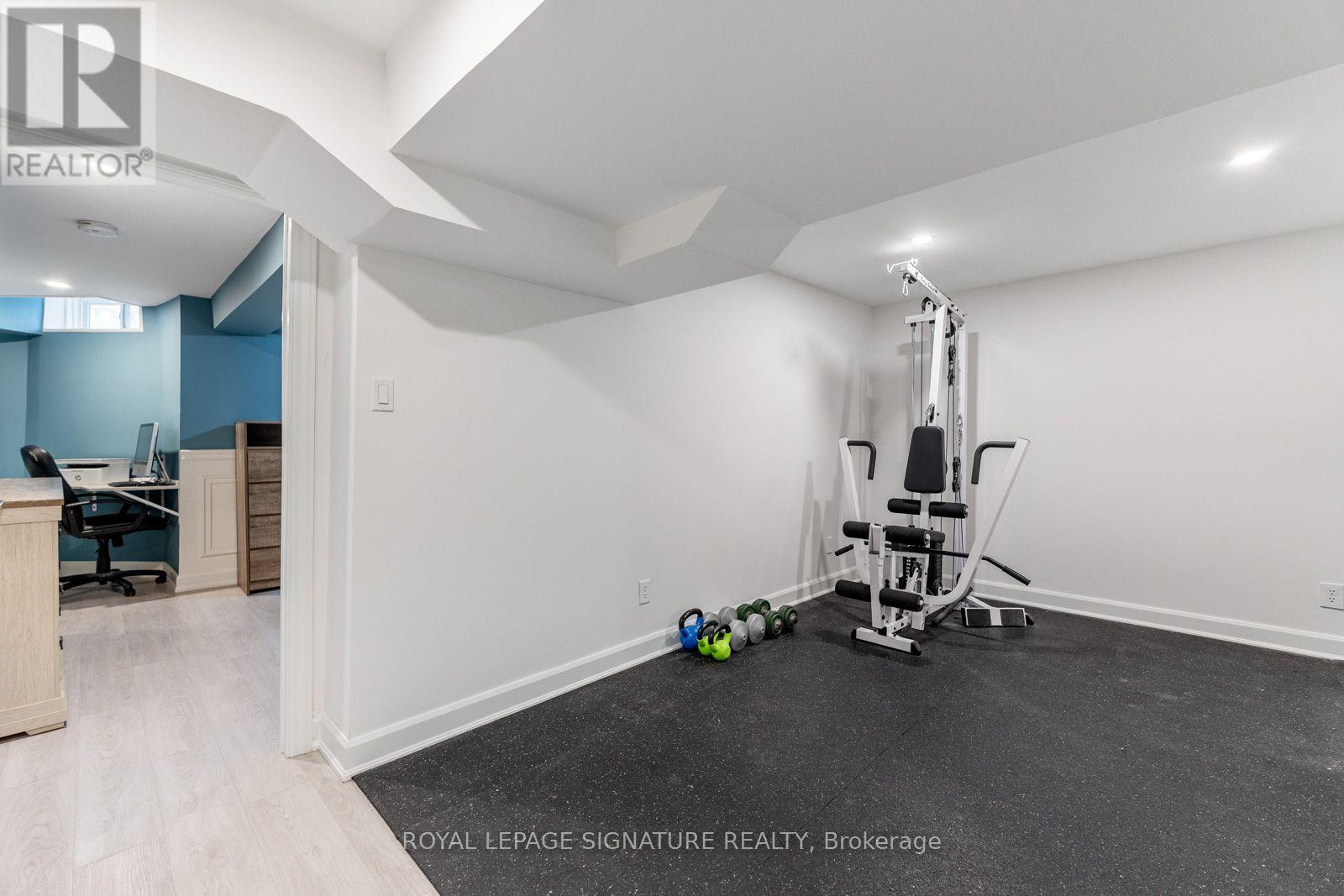 2053 BLUE RIDGE CRESCENT - Image 42
