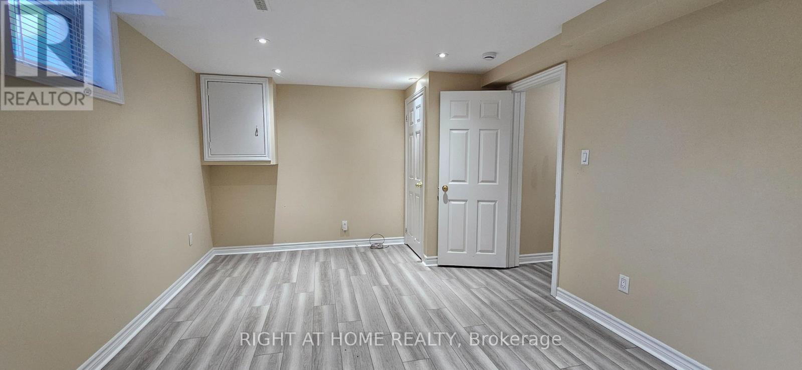 1365 Mary Street, Oshawa, ON photo 23