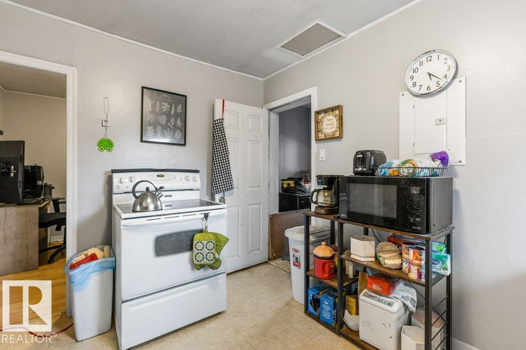 12029 62 ST NW - 17