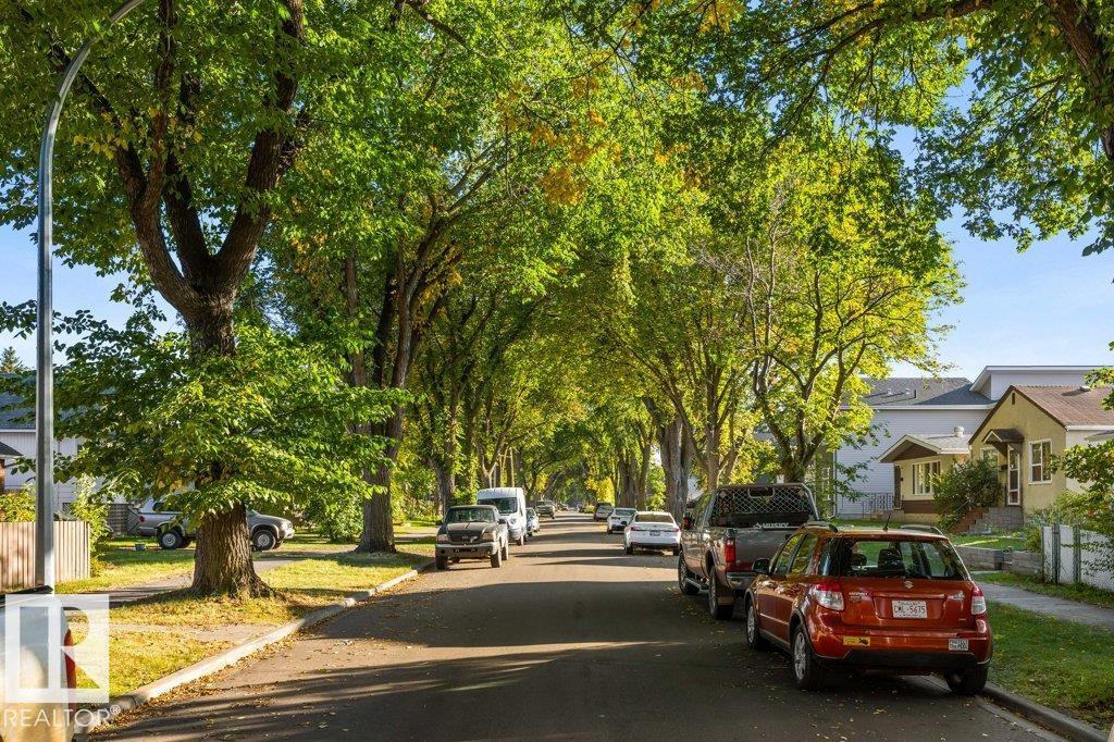 12029 62 ST NW - 27