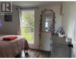 3 Banting Street thumbnail 12