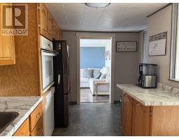 3 Banting Street thumbnail 5