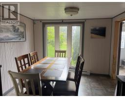3 Banting Street thumbnail 7